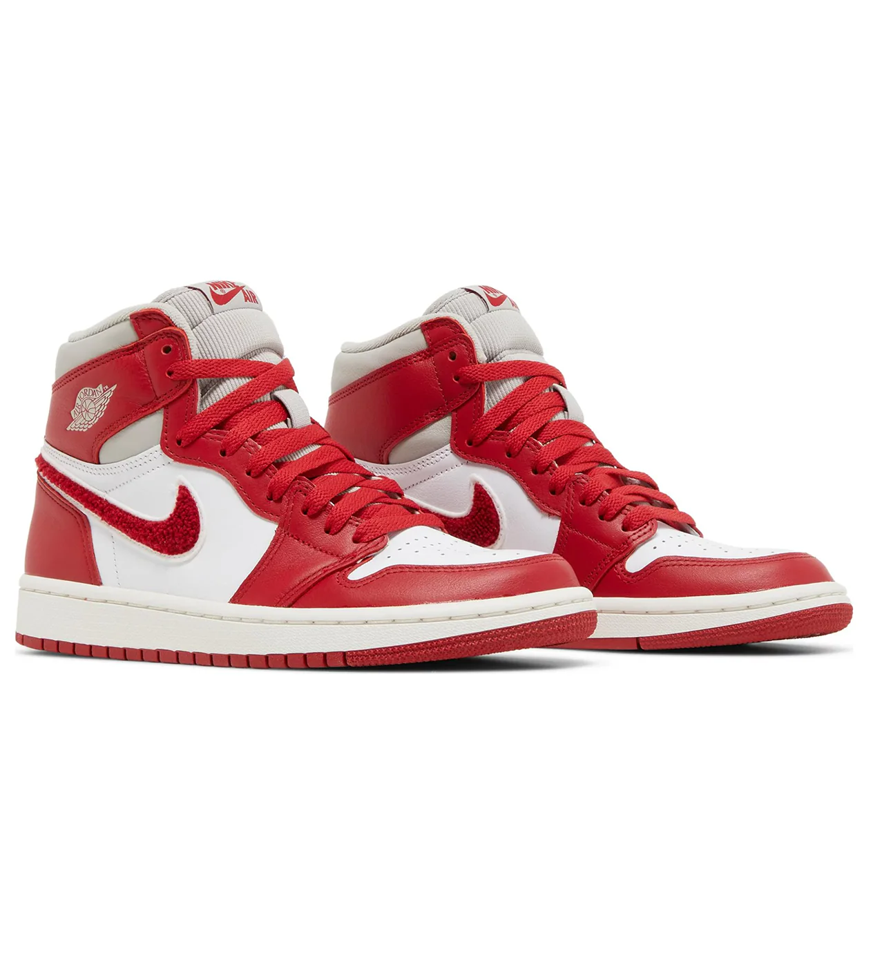 Air Jordan 1 Retro 'Varsity Red' - Image 4