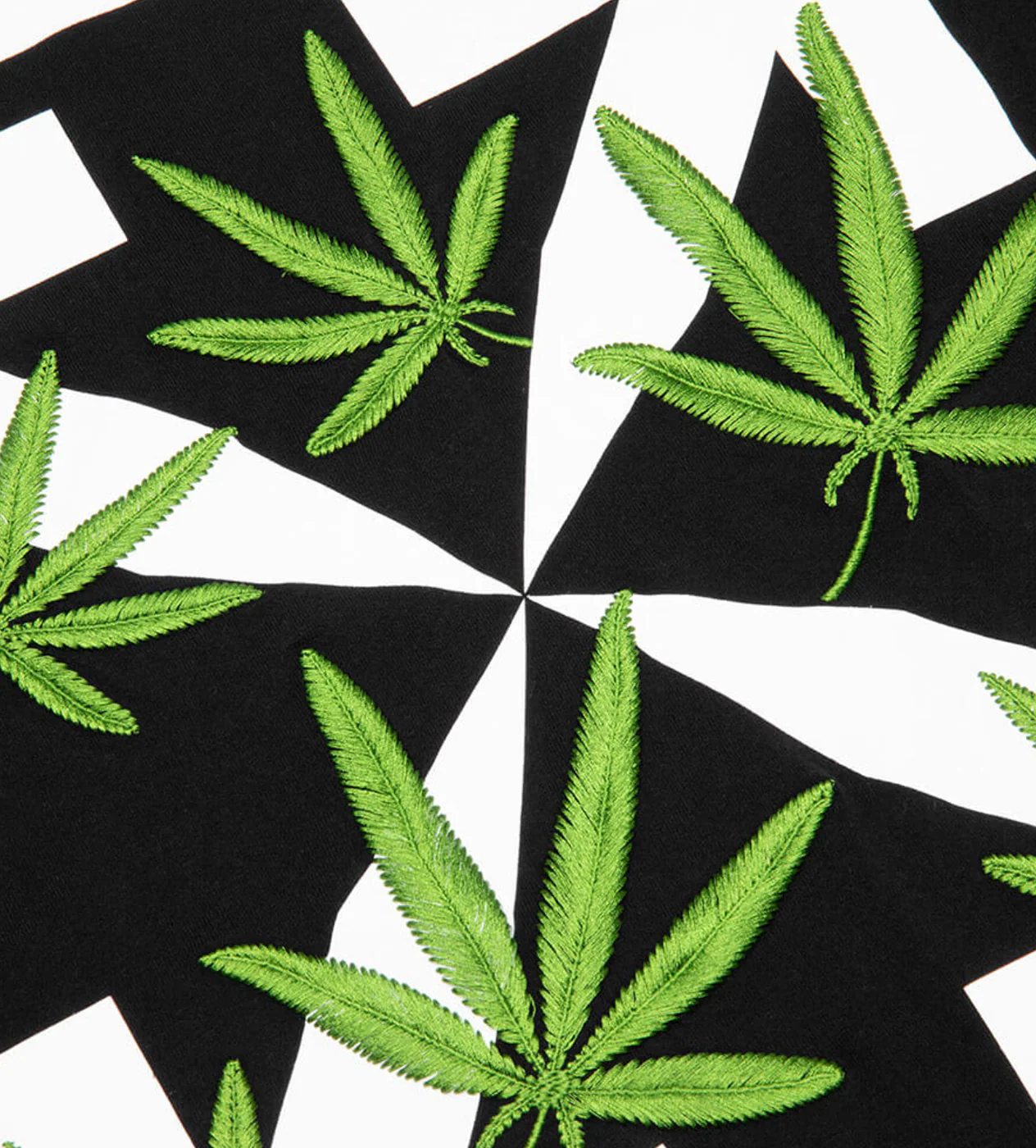 Off-White Weed Arrows Over Skate S/S Black Green - Image 3