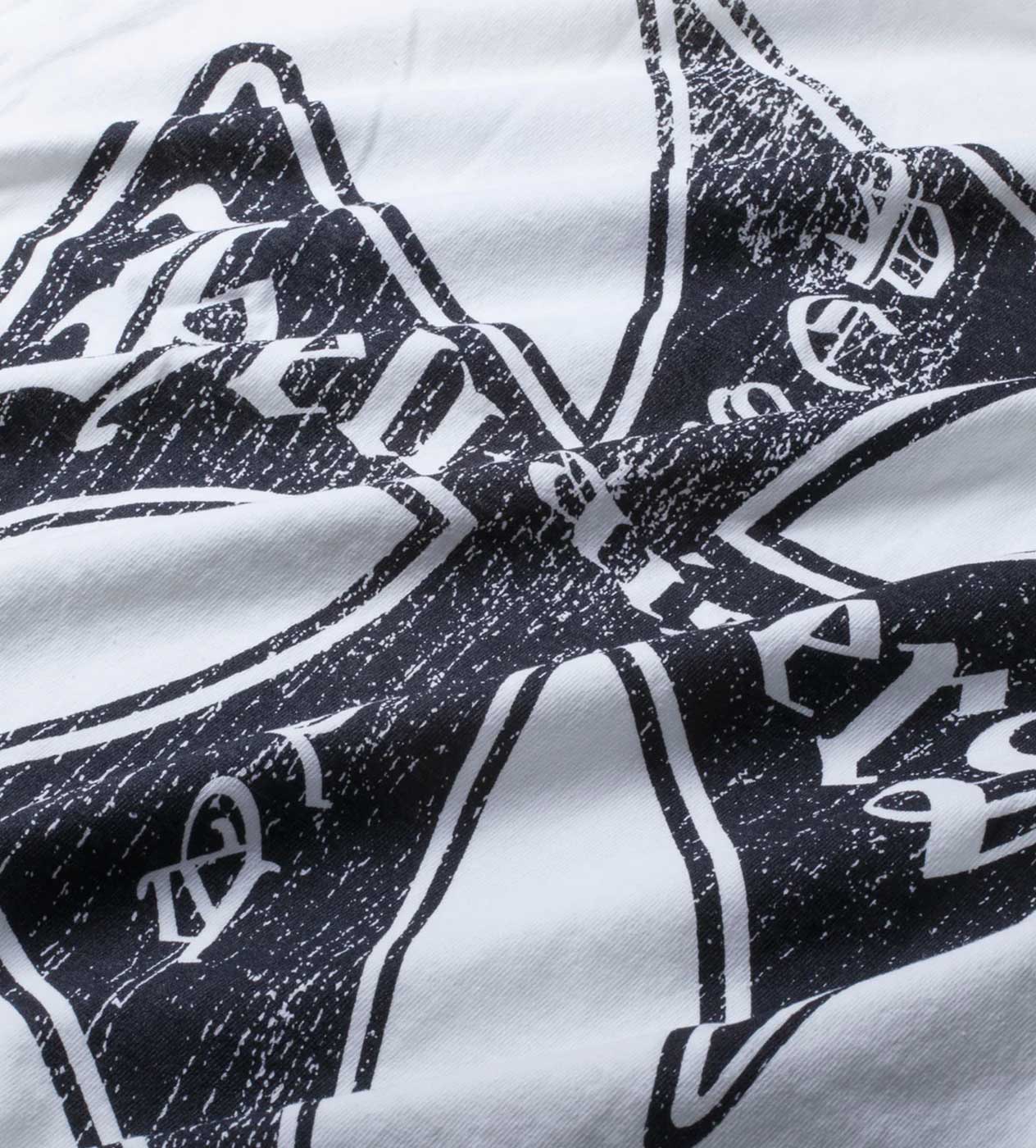 Pieces Hellraiser Tee White - Image 3